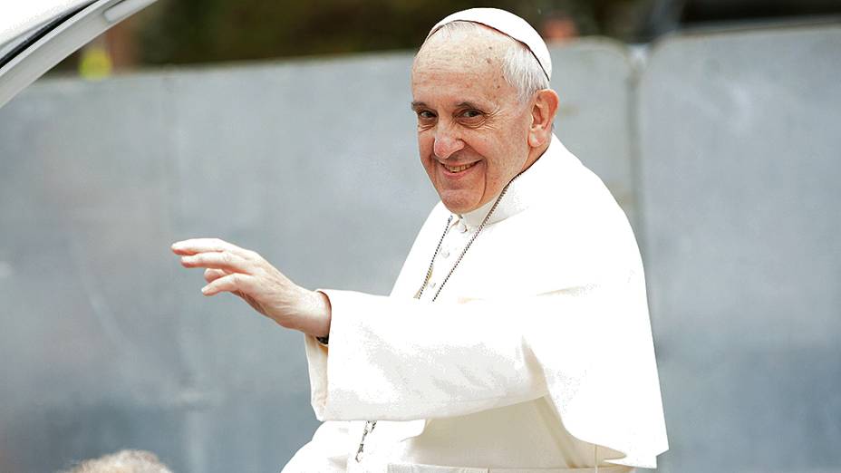 Papa Francisco chega em Aparecida