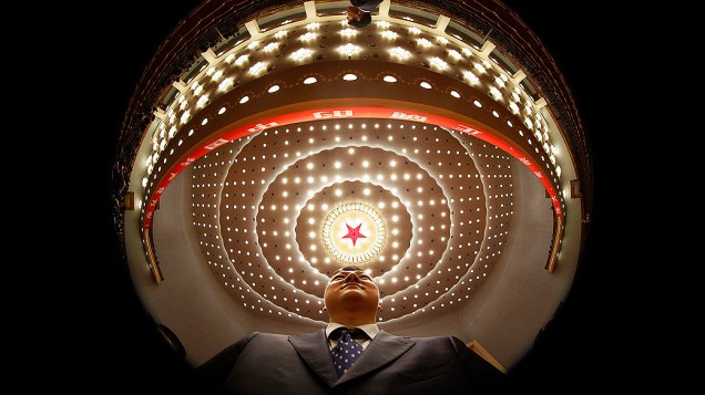 Guarda faz a segurança após discurso do presidente da China, Hu Jintao, na abertura do 18º Congresso Nacional do Partido Comunista da China