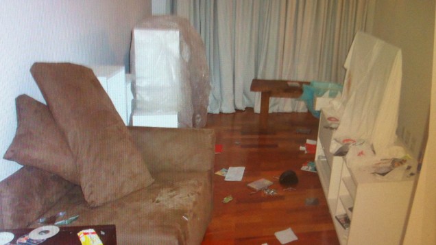 Fotos do apartamento de Chorão em São Paulo, onde o cantor foi encontrado morto