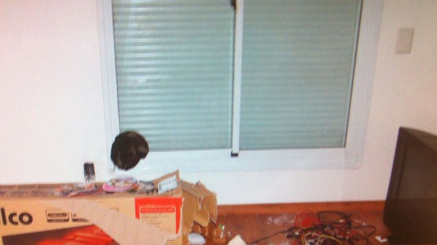 Fotos do apartamento de Chorão em São Paulo, onde o cantor foi encontrado morto
