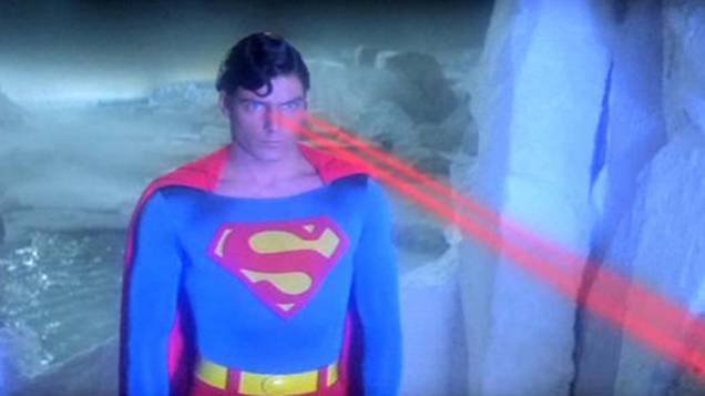 Christopher Reeve como o herói em Superman - O Filme (1978)