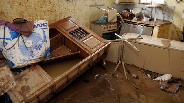 Chuva causa estragos na cidade de Florestal, Minas Gerais