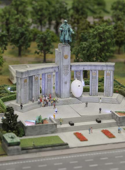 Representação do Memorial da Guerra Soviética, importante monumento da cidade de Berlim