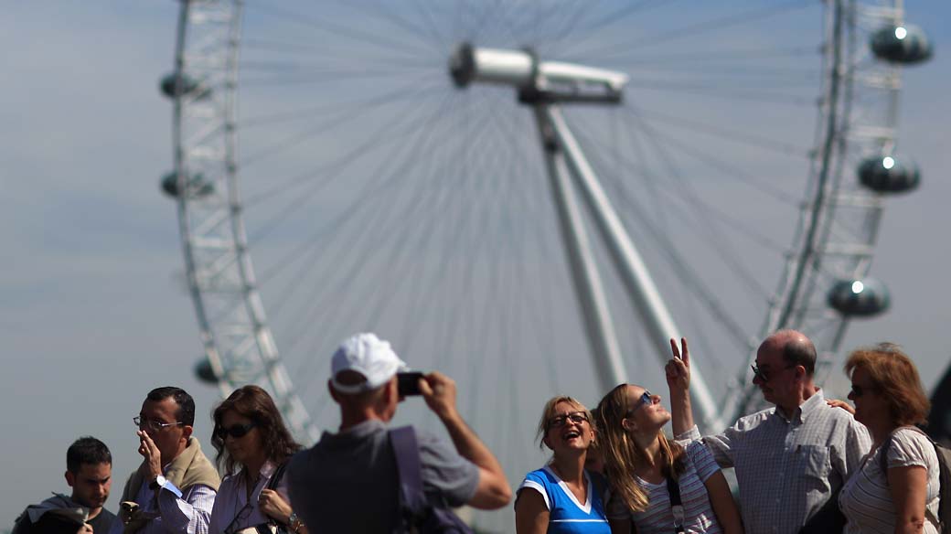 Turistas durante passeio em Londres