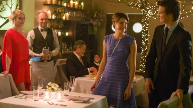 Os atores Shailene Woodley e Ansel Elgort em cena do filme A Culpa É das Estrelas Os atores Shailene Woodley e Ansel Elgort em cena do filme A Culpa É das Estrelas