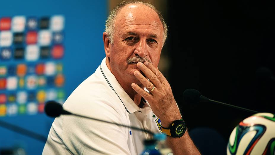 O técnico Luiz Felipe Scolari durante coletiva de imprensa antes do jogo contra a Alemanha, em Belo Horizonte