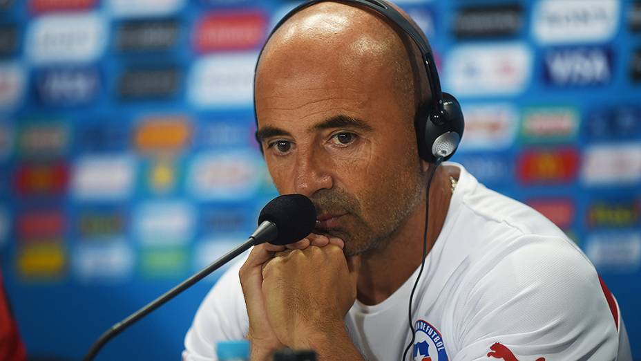 O técnico da Seleção Chilena, Jorge Sampaoli, durante coletiva de imprensa, no estádio Mineirão, em Belo Horizonte