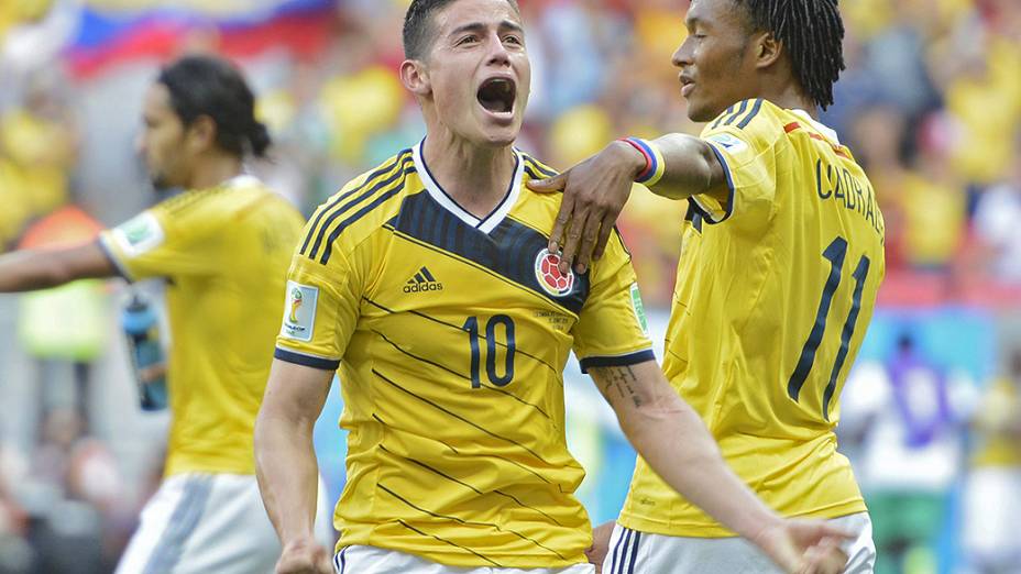 James Rodriguez comemora primeiro gol da Colômbia