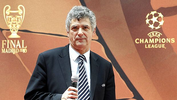 Comissão de Árbitros da Fifa é presidida por Ángel María Villar, presidente da Federação Espanhola