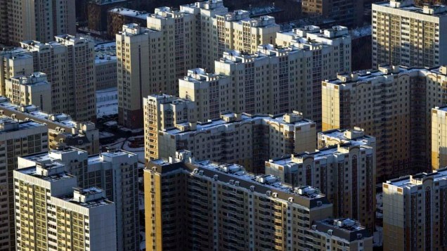 Vista panorâmica de prédios, em Moscou, na Rússia