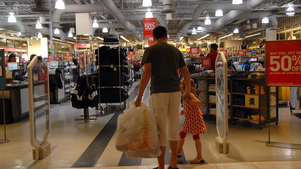 Compras em Miami: brasileiro no exterior gastou 15% a mais em março do que no ano passado