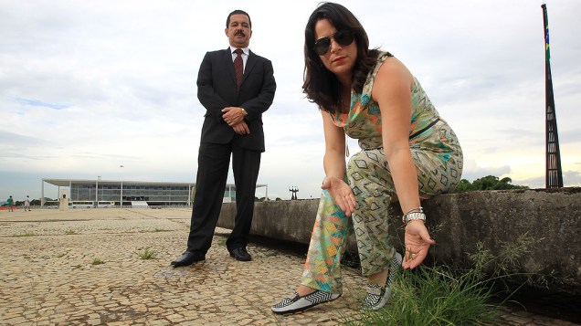 Turistas Flávio Ramos e Juliana Aragão: descuido na Praça dos Três Poderes