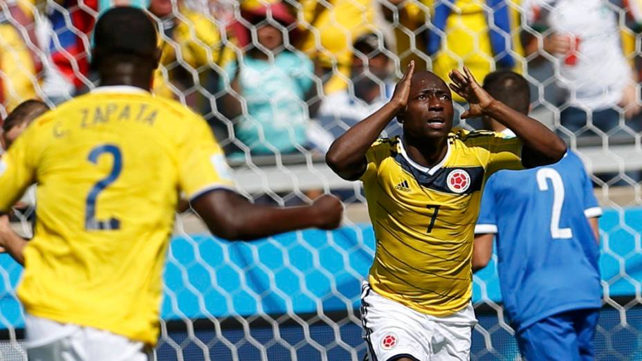 Armero comemora gol contra a Grécia