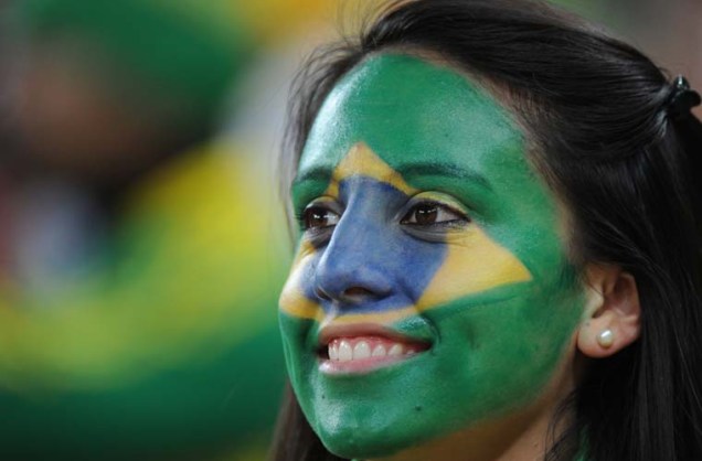 Torcedores brasileiros antes da partida entre Brasil e Costa do Marfim.