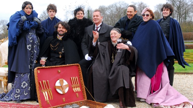 O elenco de 'Cordel Encantado' grava no Vale do Loire, na França: fábula vai ocupar o horário das seis da Globo