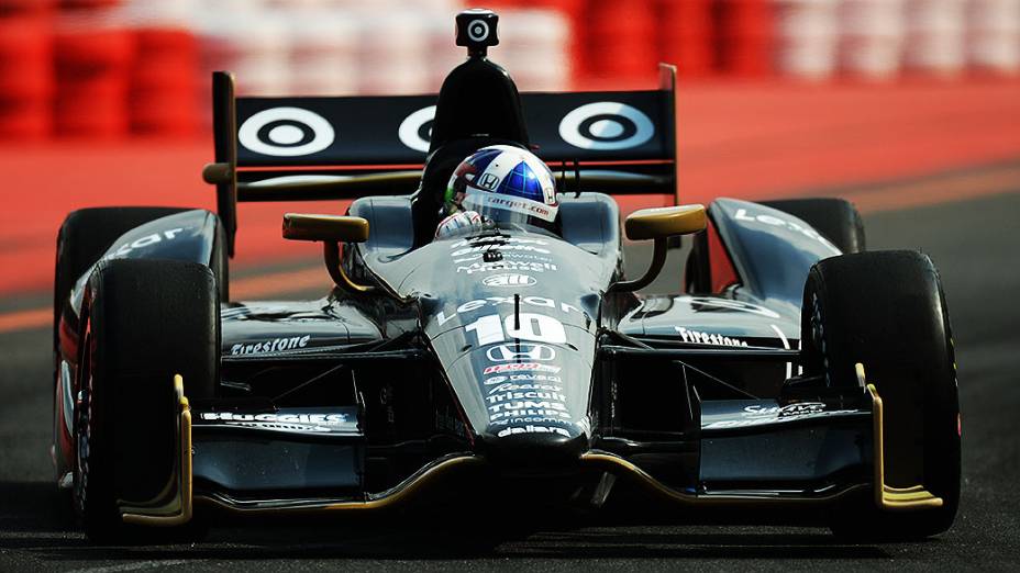 Dario Franchitti durante corrida da Indy 300, no Anhembi, em São Paulo neste domingo (05)