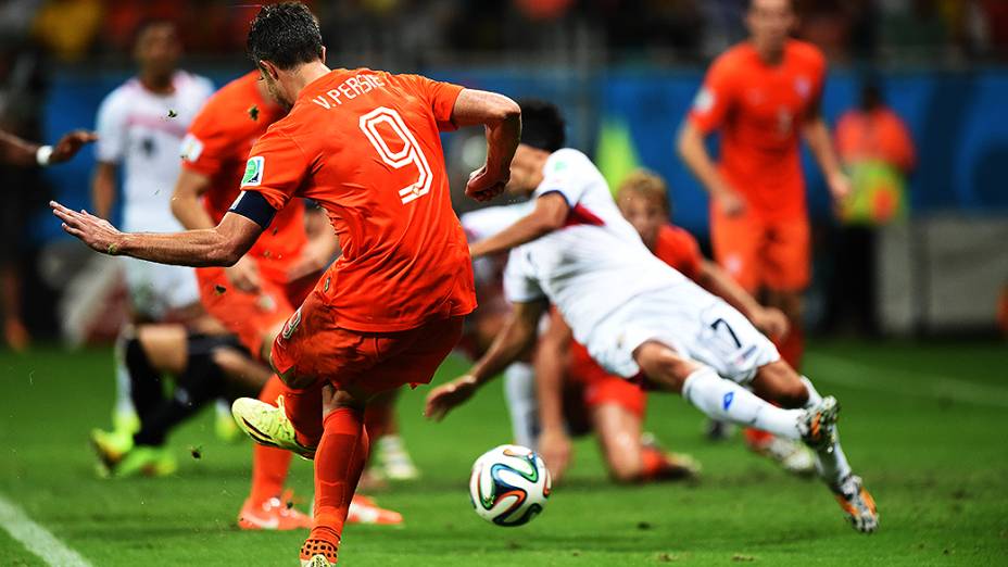 O jogador Robin Van Persie durante o jogo entre Holanda e Costa Rica, em Salvador