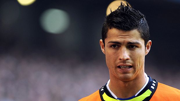 Cristiano Ronaldo assinou contrato com o Real Madrid em junho de 2009