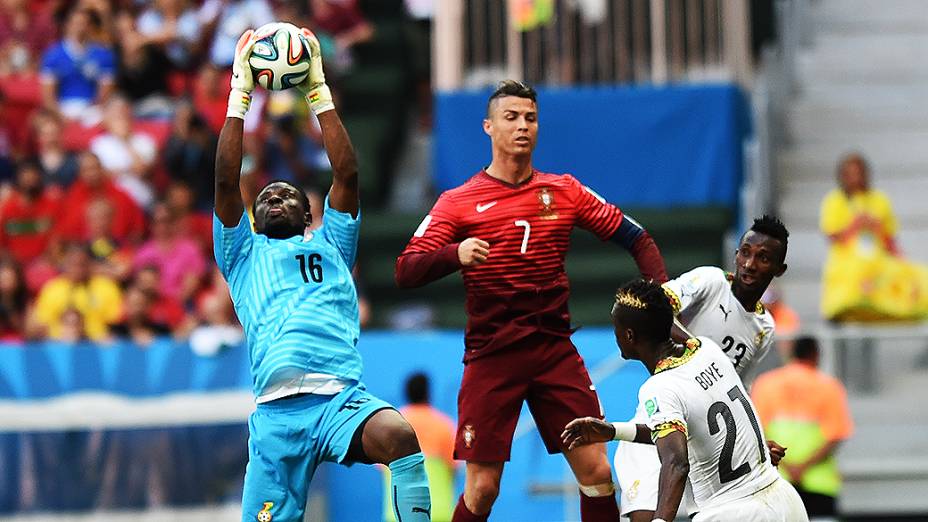 Lance no jogo entre Portugal e Gana no Mané Garrincha, em Brasília