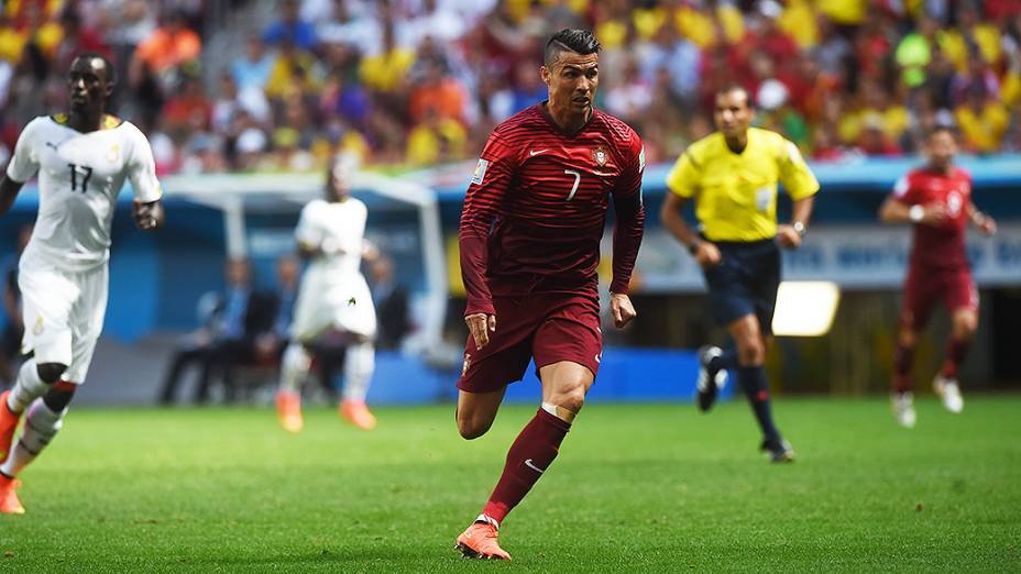 O português Cristiano Ronaldo durante o jogo contra Gana no Mané Garrincha, em Brasília