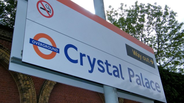 A estação de trem que serve o Crystal Palace, centro de treinamento e quartel-general do Brasil na Olimpíada de Londres, em 2012
