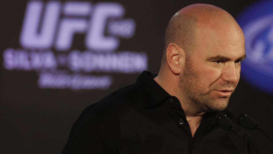 Dana White, presidente do UFC, na entrevista coletiva em que anunciou a mudança da luta entre Anderson Silva e Chael Sonnen para Las Vegas