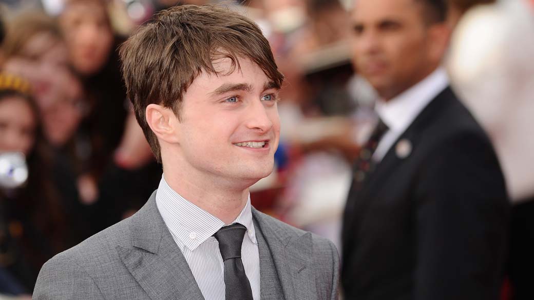 Daniel Radcliffe no tapete vermelho para a estreia de Harry Potter e as Relíquias da Morte – Parte 2, em Londres