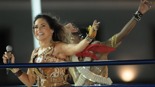 Daniela Mercury se apresenta no trio em Salvador