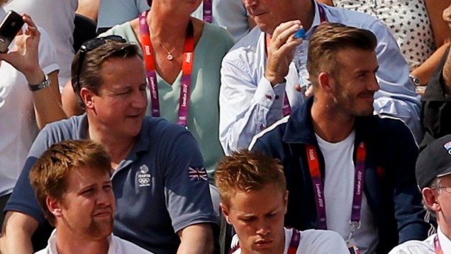 David Cameron, primeiro ministro britânico, e o jogador David Beckham