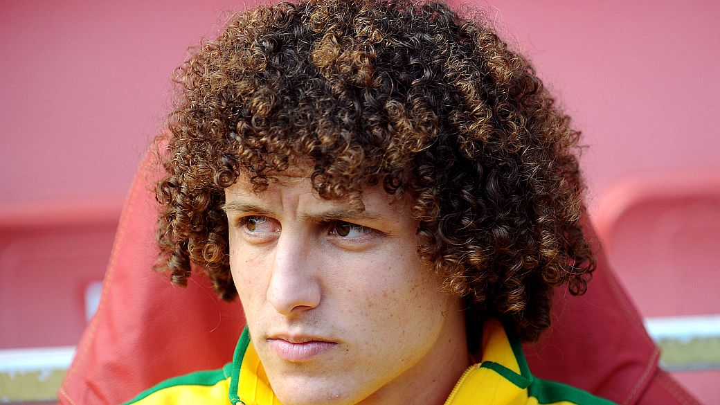 David Luiz é reserva da seleção brasileira, que atua com Lúcio e Thiago Silva