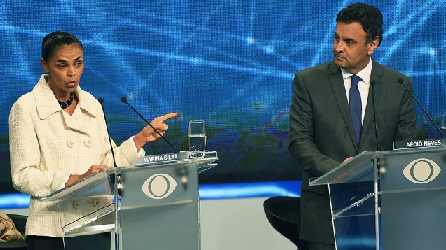 A candidata Marina Silva (PSB) e o candidato Aécio Neves (PSDB), durante o debate dos presidenciáveis promovido pelo Grupo Bandeirantes, em 26/08/2014