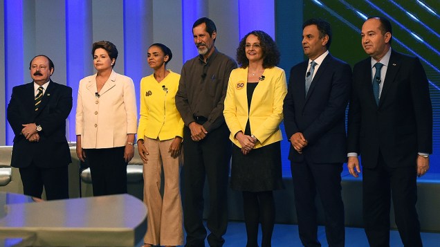 Os candidatos à Presidência da República antes do debate promovido pela Globo, no Rio