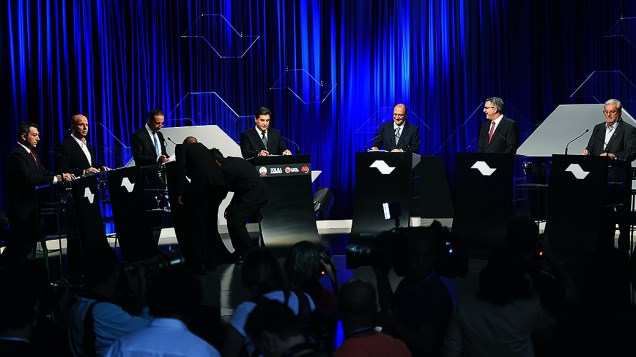 Candidatos ao governo de São Paulo durante debate promovido por SBT, Folha de S. Paulo, UOL e rádio Jovem Pan, em 25/08/2014