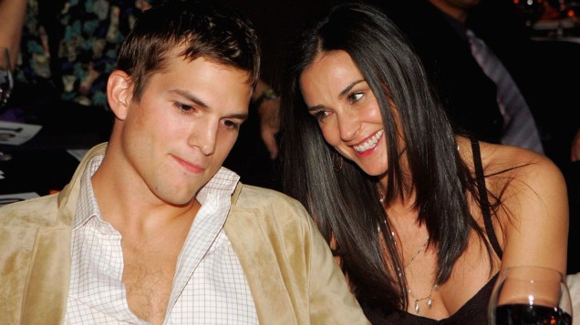 Ashton Kutcher e Demi Moore, já casados, participam de evento em Las Vegas - 15/10/2005