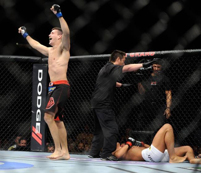 Demian Maia comemora sua vitória no UFC 148, em Las Vegas