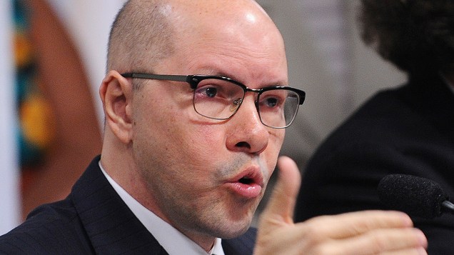 Senador Demóstenes Torres, acusado de quebra de decoro parlamentar durante Conselho de Ética
