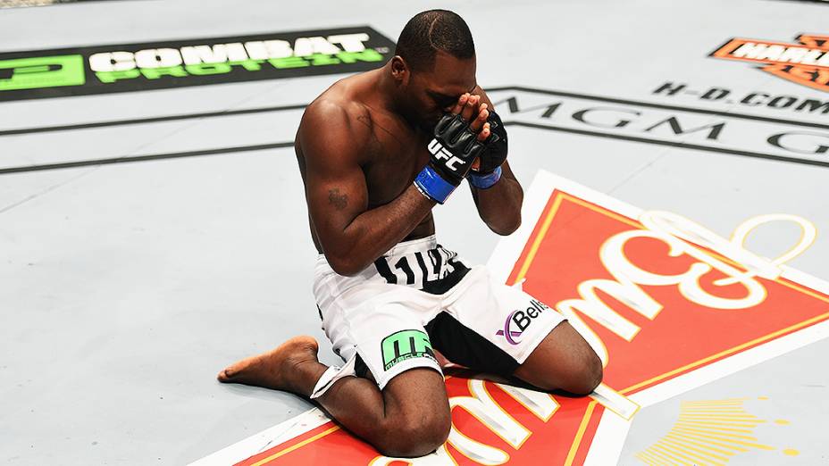 Derek Brunson vence Ed Herman no UFC 183, em Las Vegas