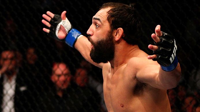 Johny Hendricks comemora vitória sobre Martin Kampmann no UFC 154