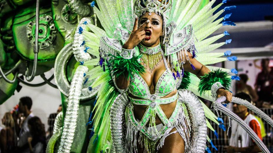 Leandro de Itaquera abre o primeiro dia de desfiles das escolas de samba do Grupo Especial no Carnaval de São Paulo