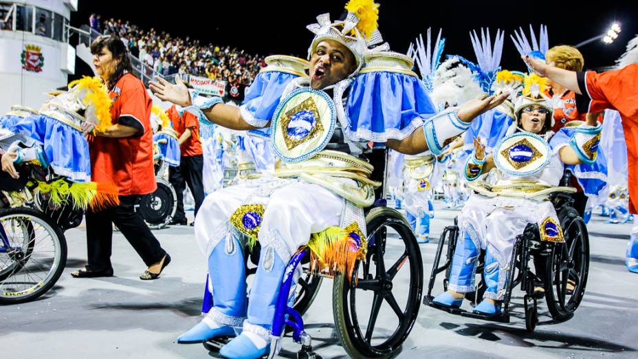 Ala dos cadeirantes no desfile da Gaviões da Fiel, em São Paulo