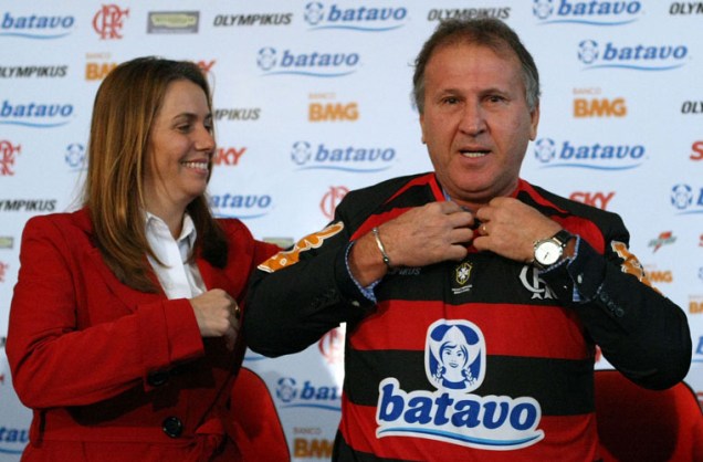 Com a presidente do Flamengo, Patrícia Amorim, o ex-jogador Zico é apresentado como novo diretor executivo do clube, no Centro de Treinamento da Gávea, no Rio de Janeiro.
