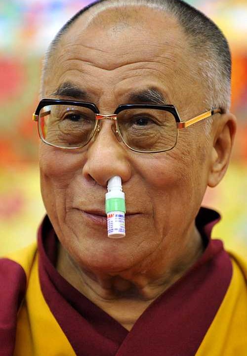 dia-dalai-lama-brinca-afp-interna.jpg