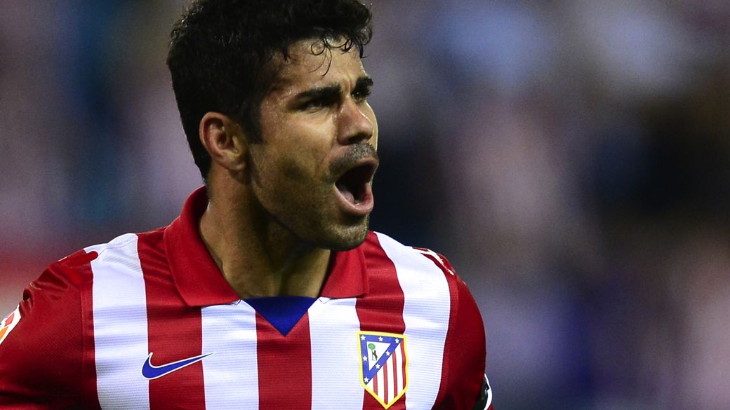 Diego Costa comemora gol pelo Atlético contra o Real no clássico de Madri