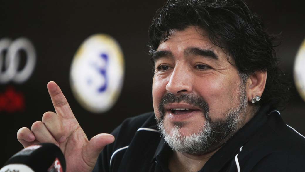 Diego Maradona, técnico do Al-Wasl nos Emirados Árabes Unidos, em coletiva após treino do time em Dubai