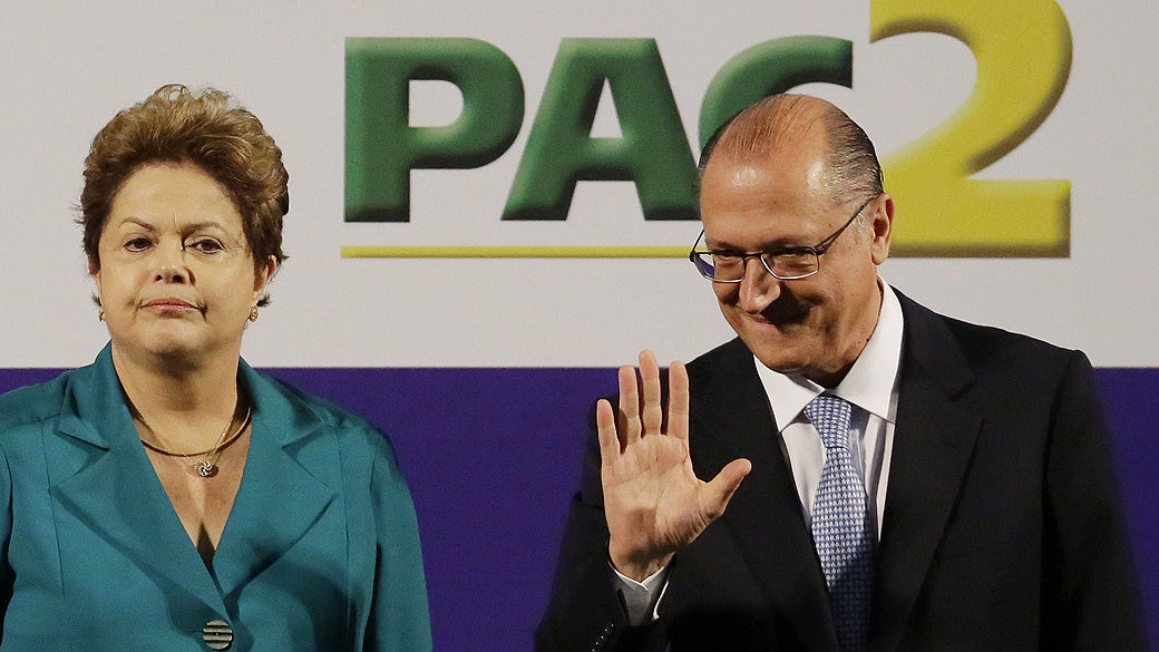 Dilma anunciou investimentos ao lado do governador Geraldo Alckmin (PSDB) no Palácio dos Bandeirantes, em SP