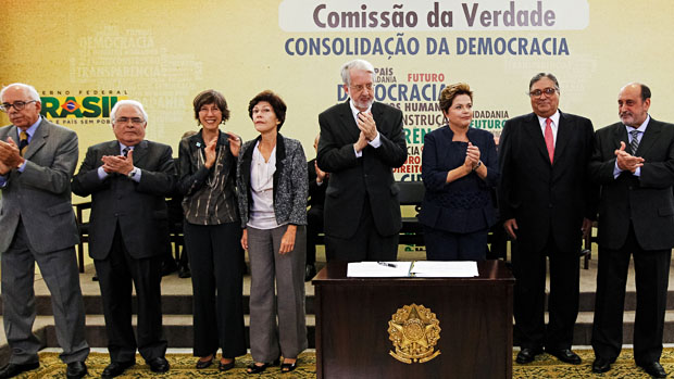 Presidente Dilma Rousseff durante cerimônia de Instalação da Comissão Nacional da Verdade, no Palácio do Planalto