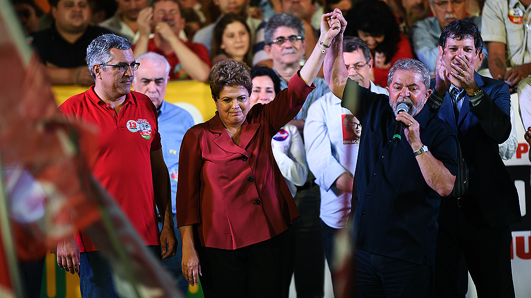 Padilha, Dilma e Lula: derrota acachapante no maior colégio eleitoral do país