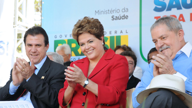A presidente Dilma Rousseff e o ex-presidente Lula participam, ao lado do prefeito Luiz Marinho, de inauguração de Unidade de Pronto Atendimento de Saúde (UPA) em São Bernardo do Campo