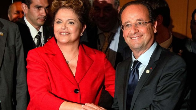 A presidente Dilma Rousseff com o presidente francês, François Hollande, no Rio de Janeiro
