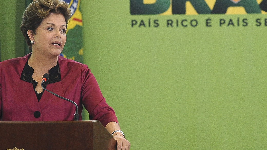 Dilma Rousseff: bem longe durante a campanha